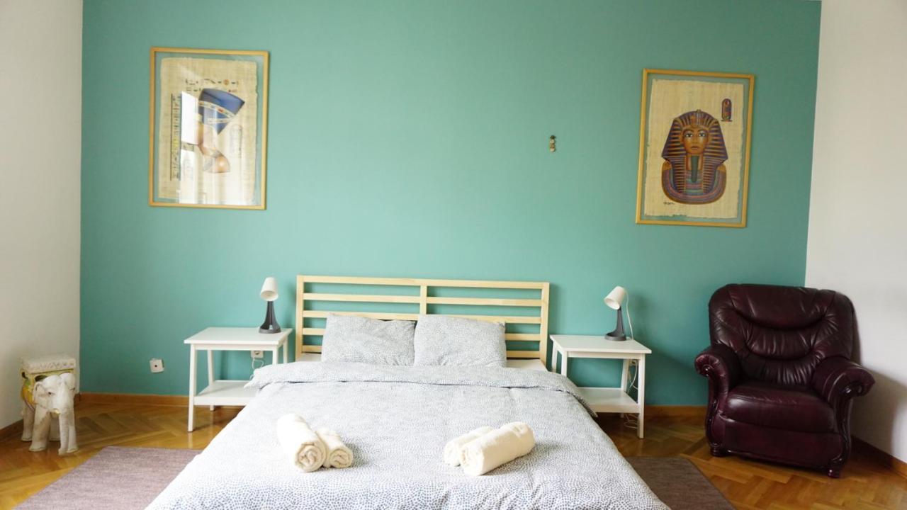 Green Land Apartment Belgrado Buitenkant foto